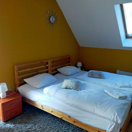 Hostel Madeira Gdansk Exterior photo